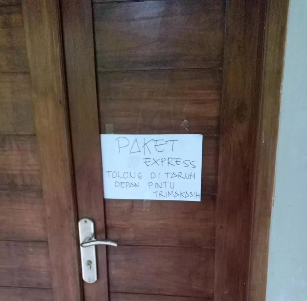 Pemberitahuan untuk kurir © berbagai sumber