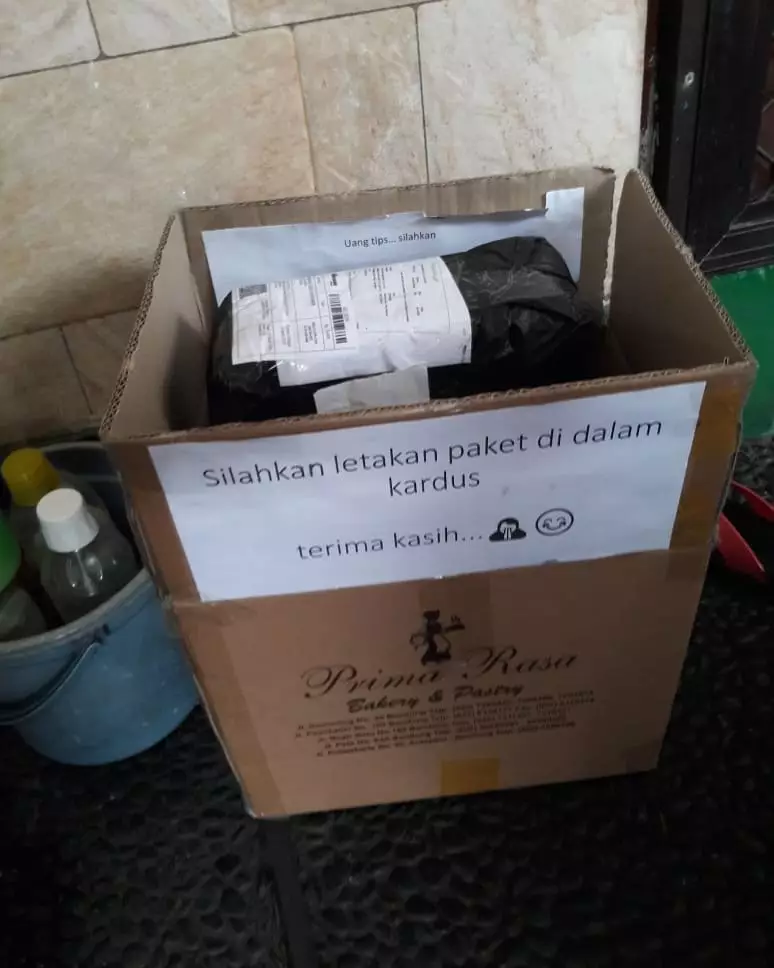 Pemberitahuan untuk kurir © berbagai sumber