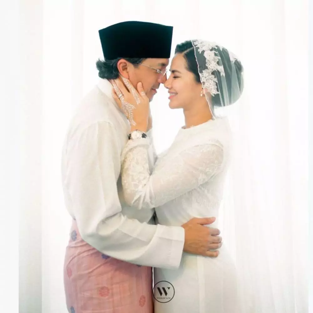 perjalanan cinta engku emran istri © Instagram perjalanan cinta engku emran istri © Instagram