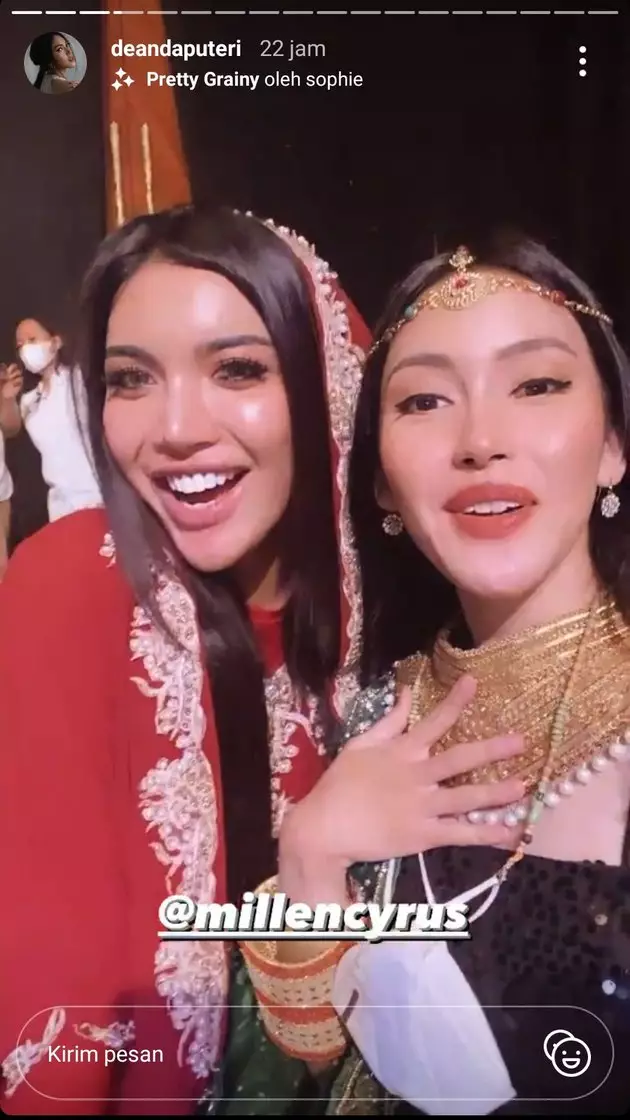 Potret Millen Cyrus di Henna Night Aurel Instagram