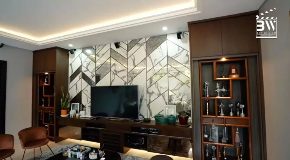 potret ruang karaoke rumah seleb © Berbagai Sumber potret ruang karaoke rumah seleb © Berbagai Sumber