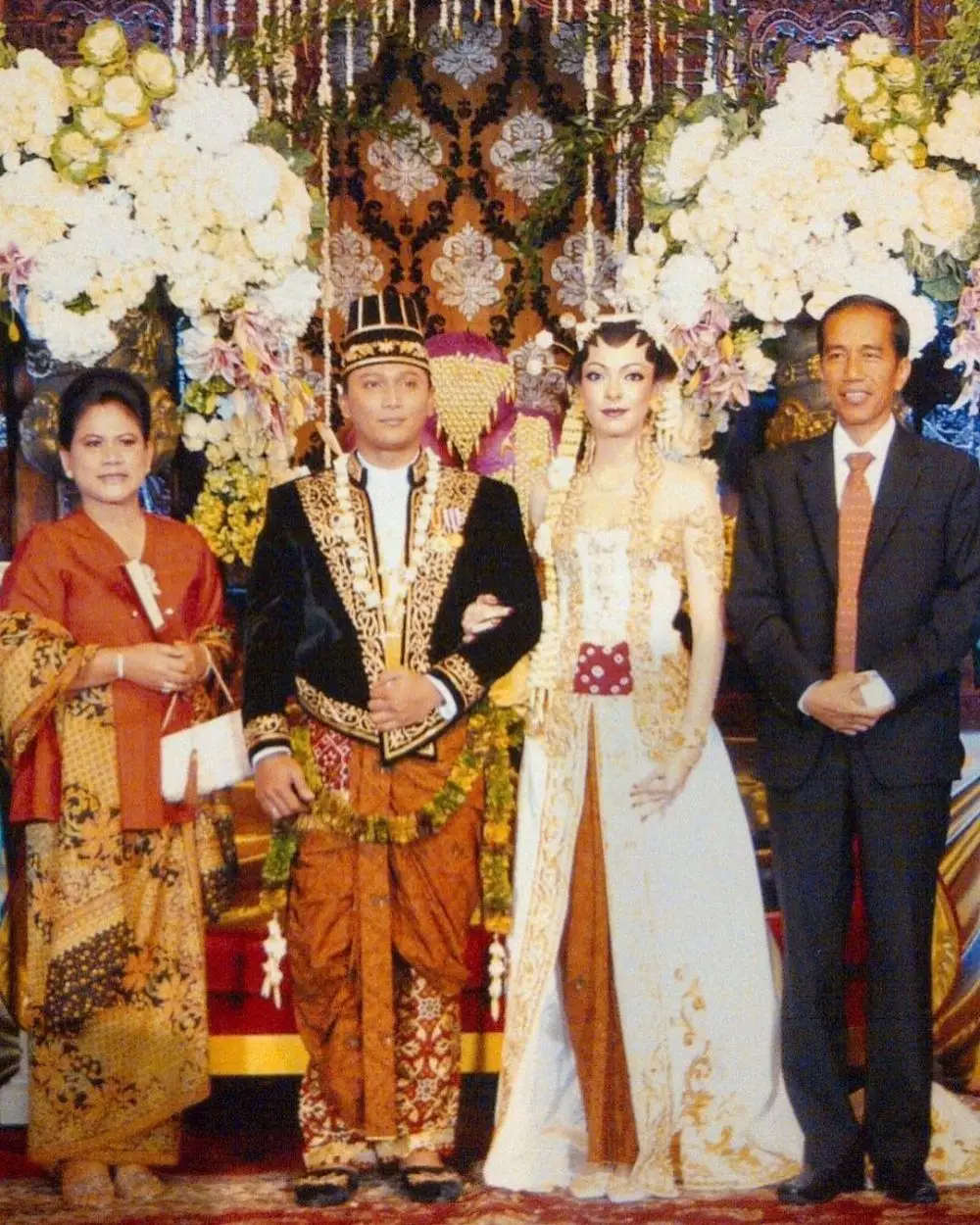 pernikahan seleb dengan arak-arakan © 2021 brilio.net