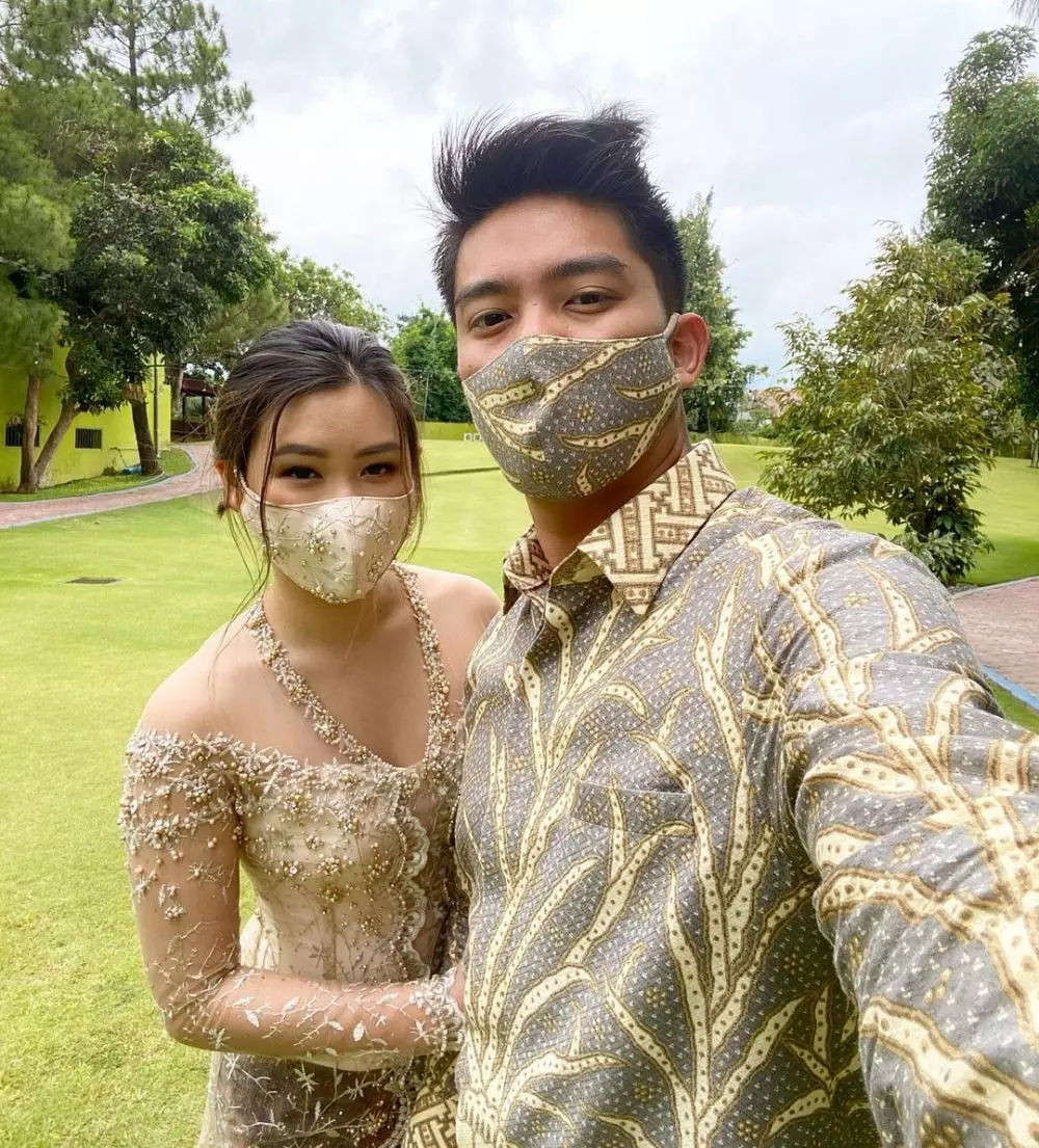 Gaya Boy William dan kekasih saat kondangan © 2021 brilio.net