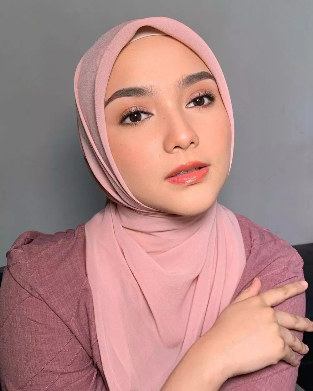 potret Citra Kirana bermakeup tebal © 2021 brilio.net