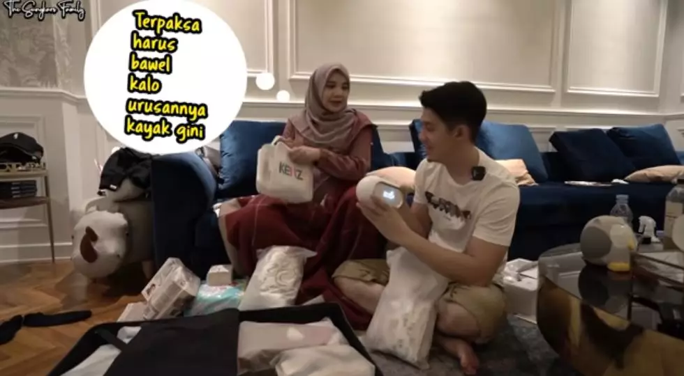 persiapan Zaskia Sungkar lahiran © YouTube