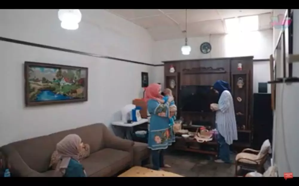 Penampakan rumah nenek Irish Bella YouTube