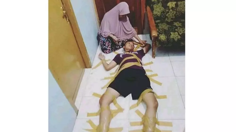 emak pas nggak lagi urus rumah © berbagai sumber