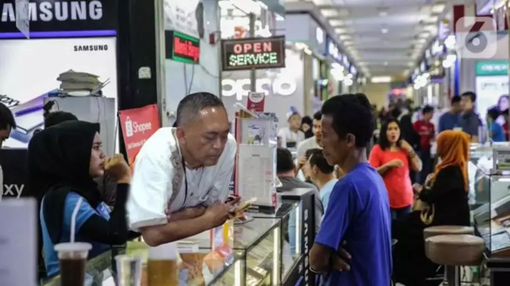 editan Dewa Kipas vs Irene © berbagai sumber