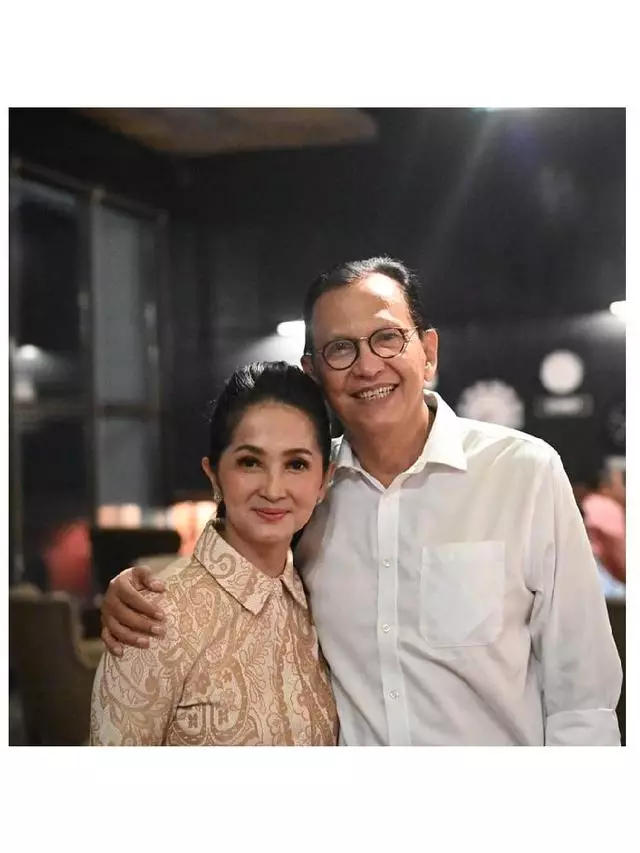 Pemain Dara Manisku dan pasangan  © 2021 brilio.net