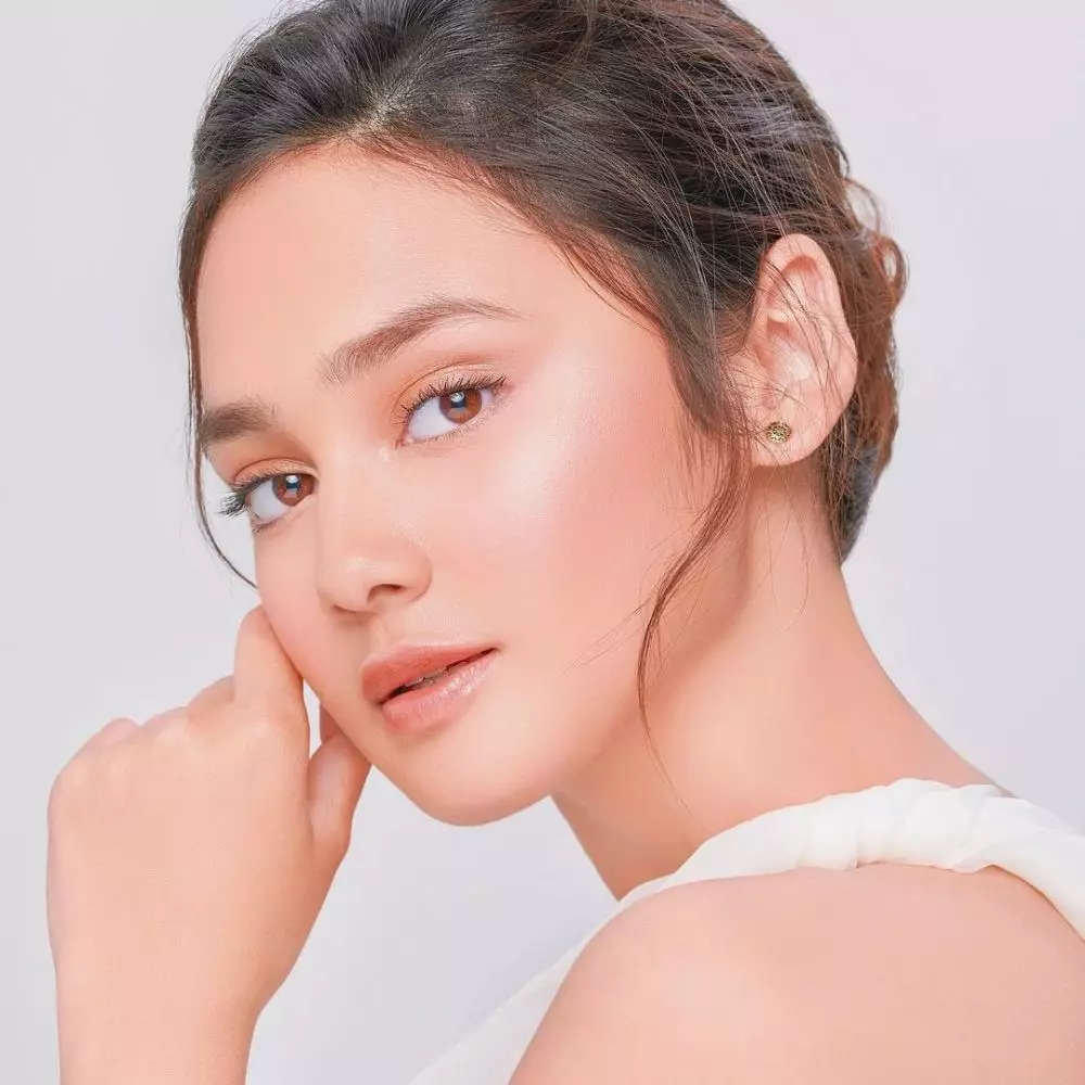 Gaya pemotretan Syifa Hadju dalam berbagai tema © 2021 brilio.net