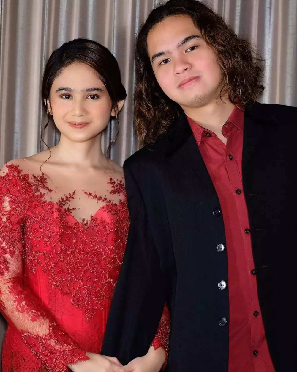 Tissa Biani dan Dul Jaelani kondangan © 2021 brilio.net