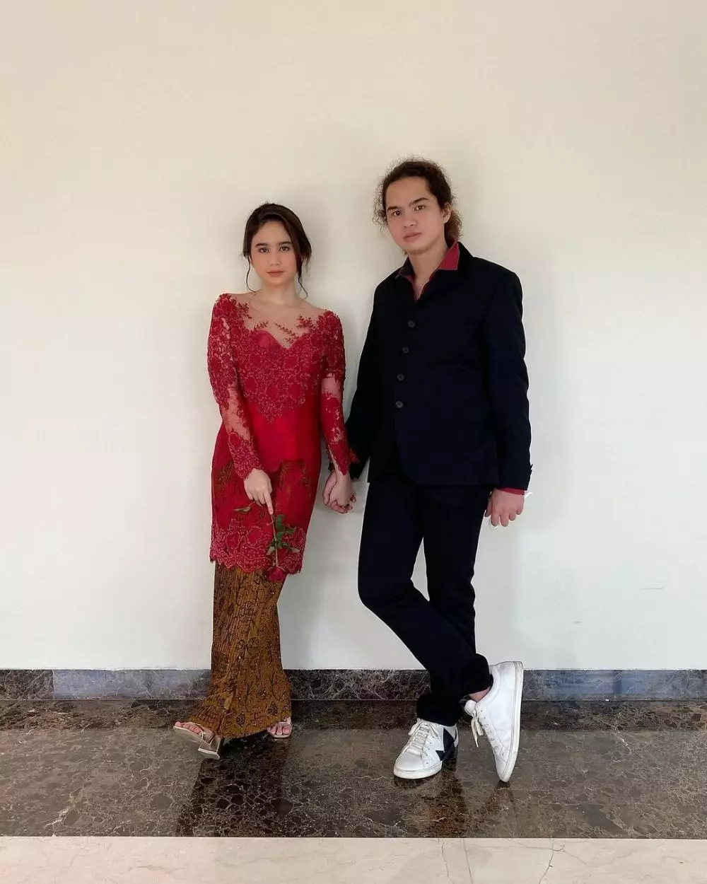 Tissa Biani dan Dul Jaelani kondangan © 2021 brilio.net