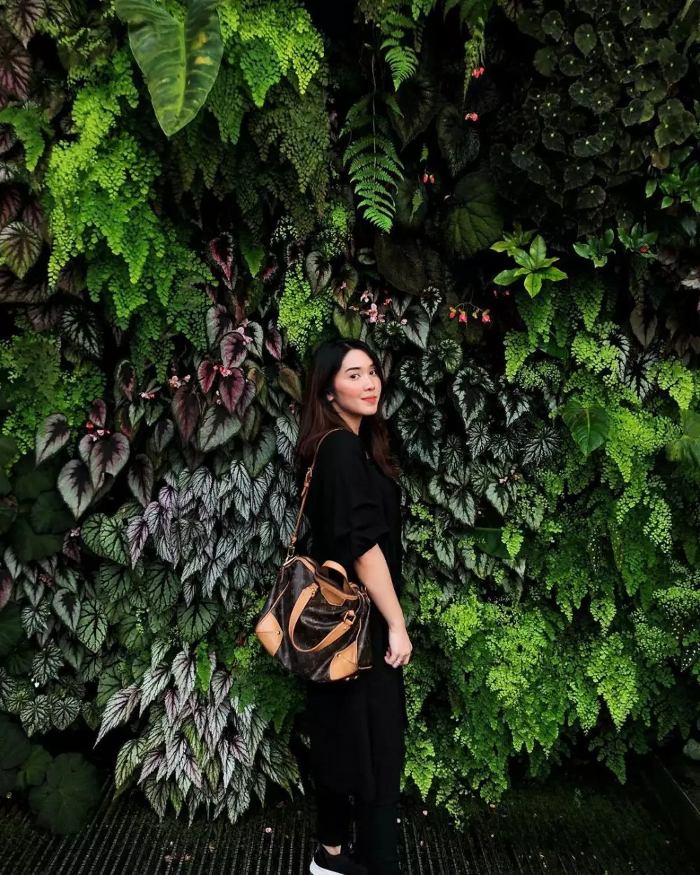 Pesona Emily Akman adik Putri Anne © Instagram Pesona Emily Akman adik Putri Anne © Instagram