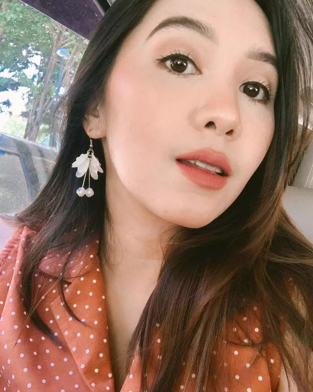 Pesona Emily Akman adik Putri Anne © Instagram Pesona Emily Akman adik Putri Anne © Instagram