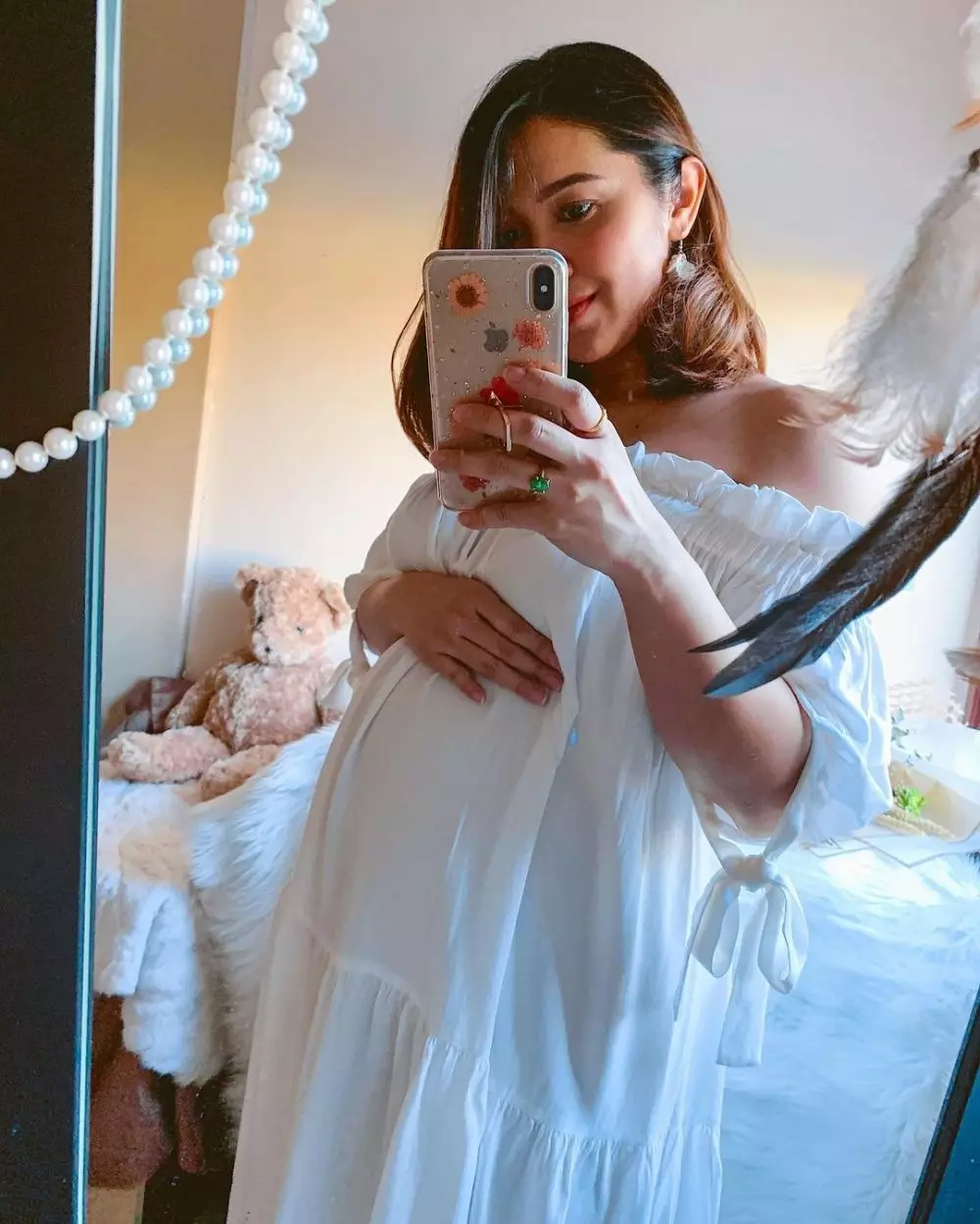 Pesona Emily Akman adik Putri Anne © Instagram Pesona Emily Akman adik Putri Anne © Instagram