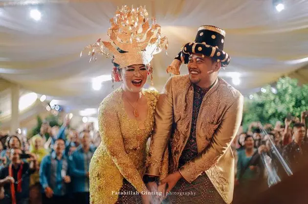 pernikahan seleb istri bangsawan © 2021 brilio.net pernikahan seleb istri bangsawan © 2021 brilio.net