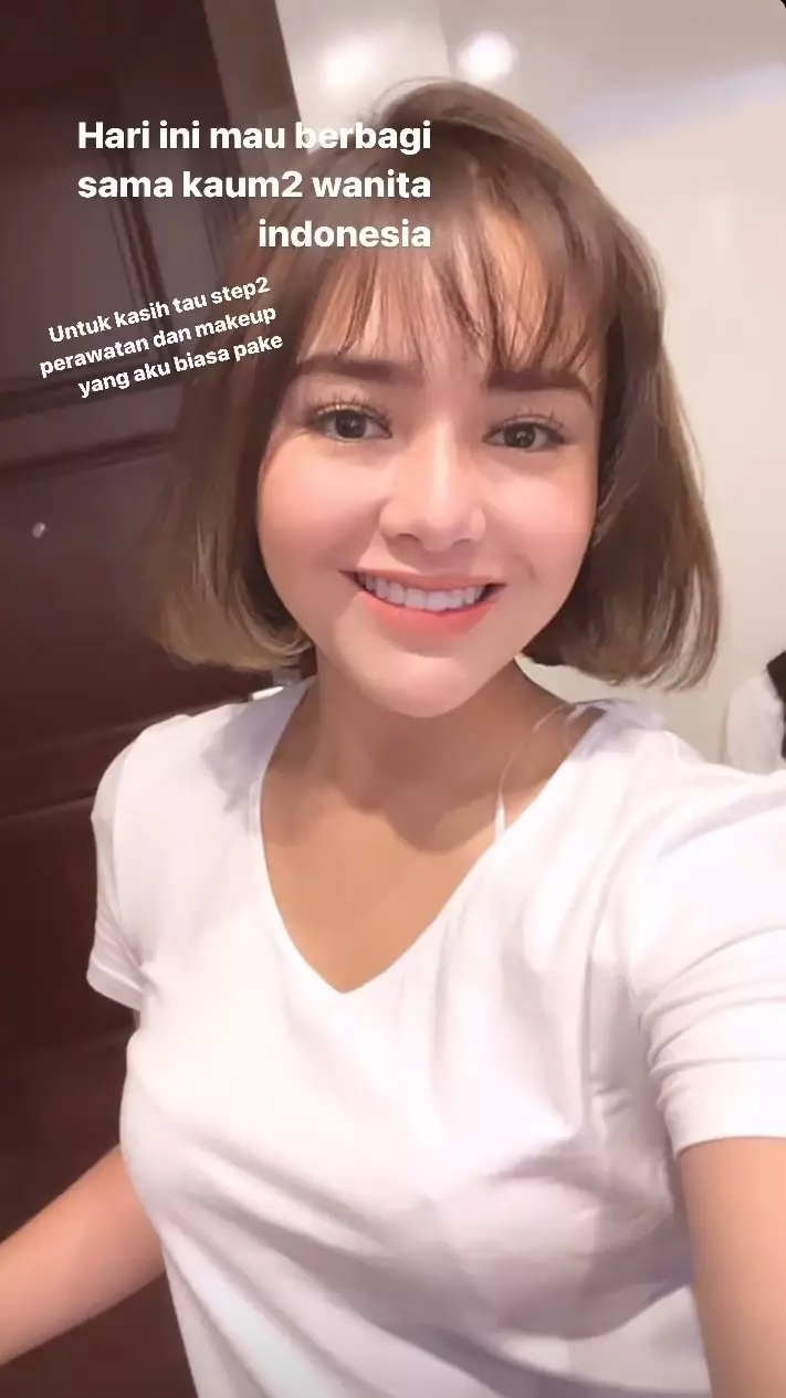 Amanda Manopo rambut poni © 2021 brilio.net