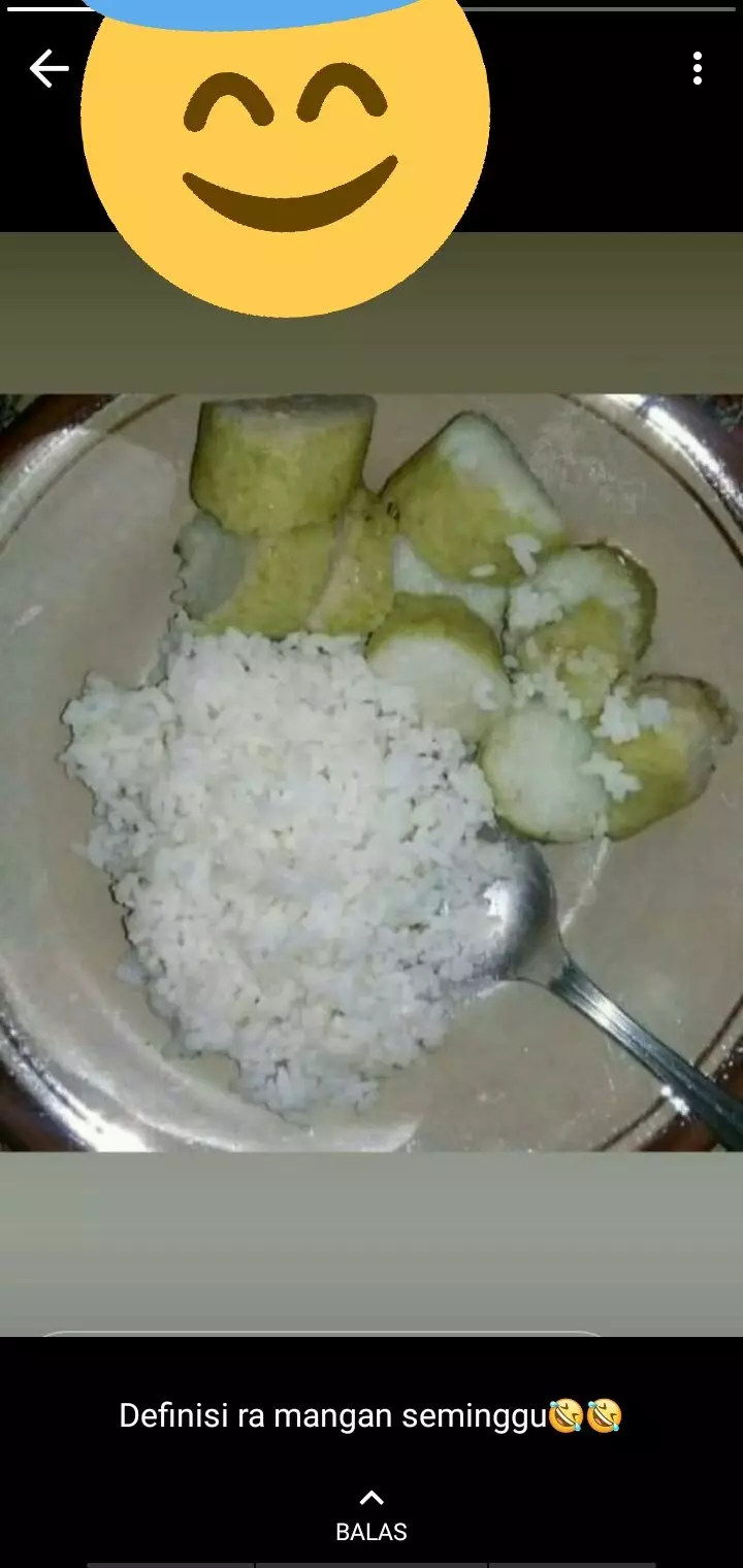 netizen pamer makanan di WA © berbagai sumber