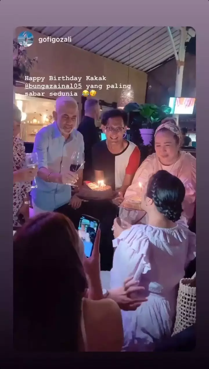 ulang tahun Bunga Zainal ke-34 © 2021 brilio.net ulang tahun Bunga Zainal ke-34 © 2021 brilio.net