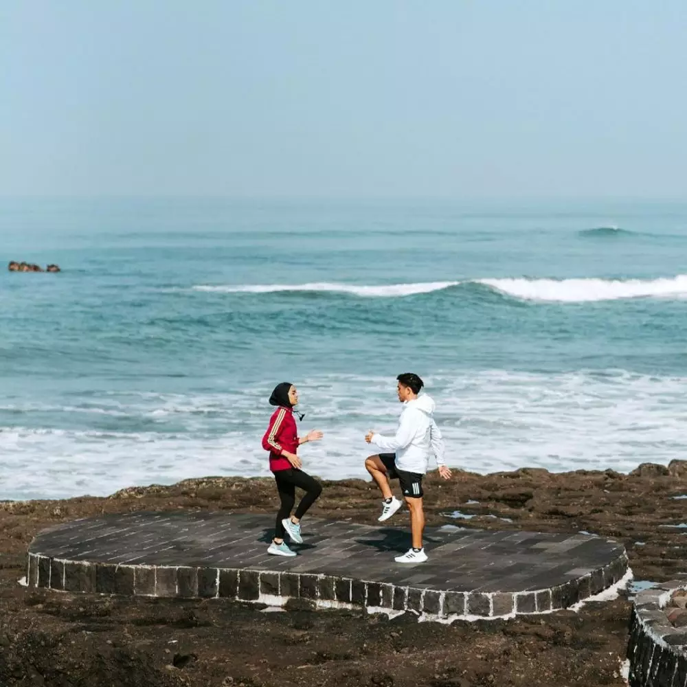 Potret Ayudia C dan Ditto Percussion saat olahraga bareng © 2021 brilio.net