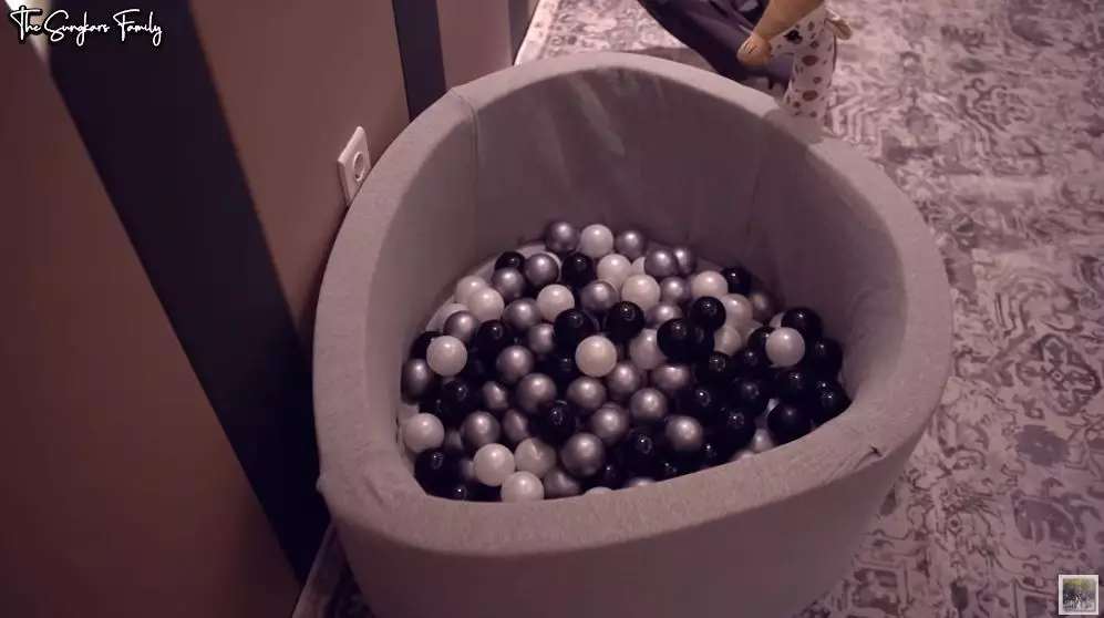 kamar anak Zaskia Sungkar jadi © YouTube