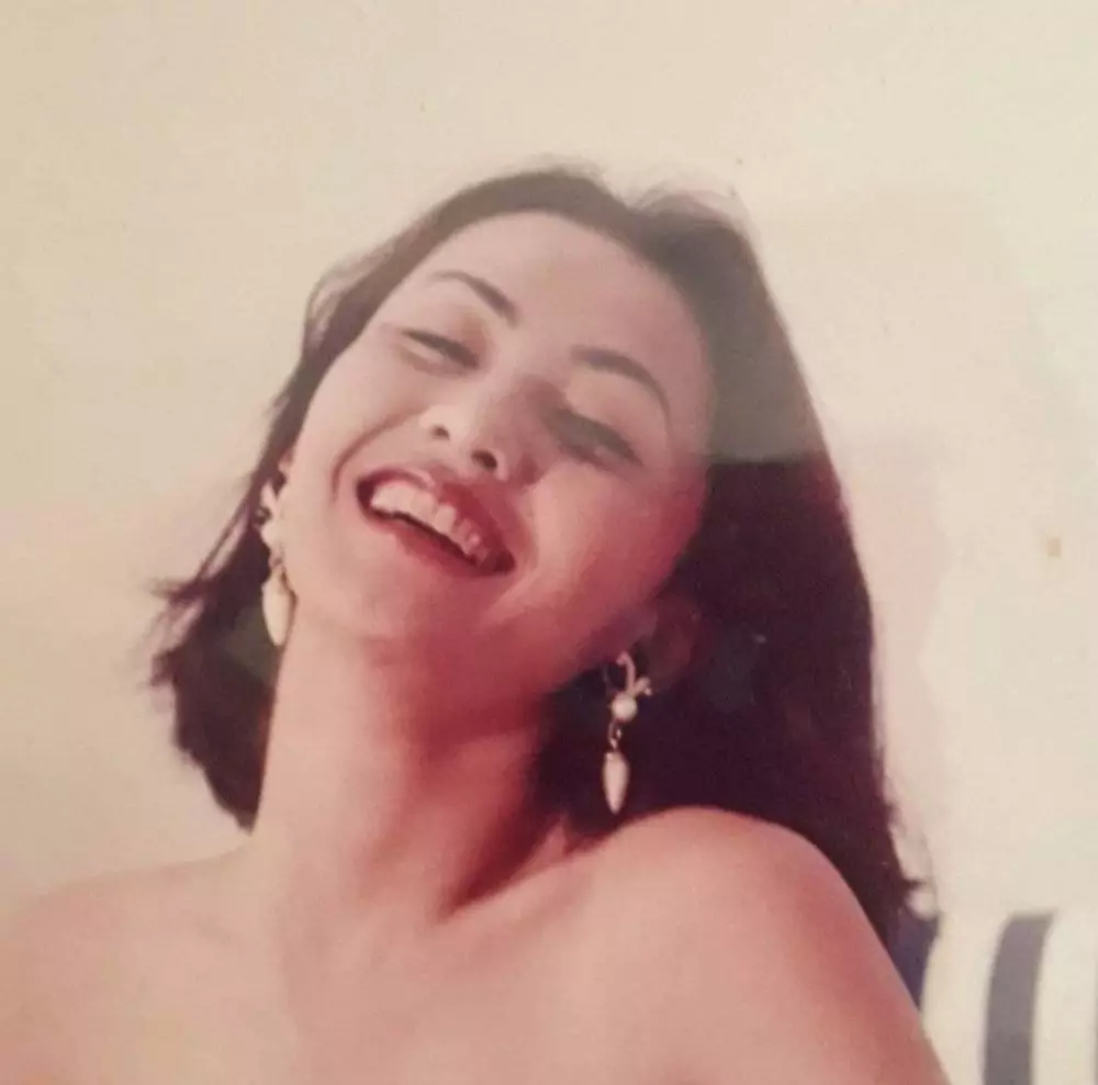 Potret lawas ibunda Glenca Chysara © 2021 brilio.net Potret lawas ibunda Glenca Chysara © 2021 brilio.net