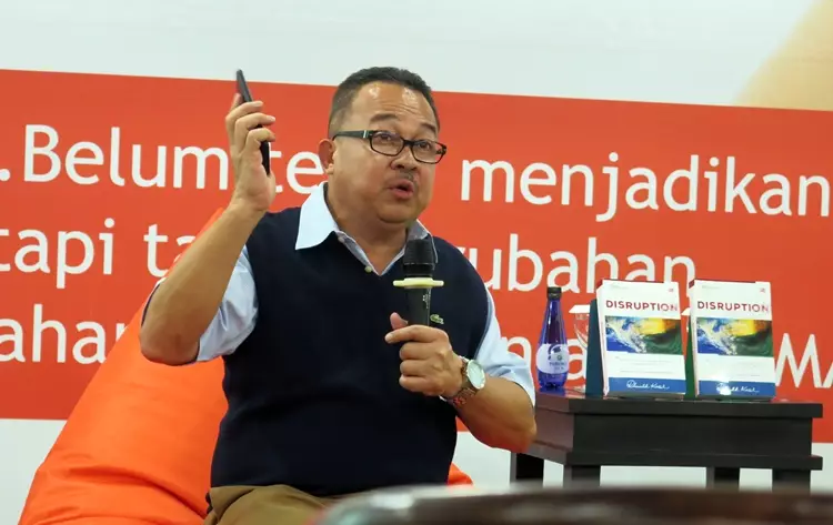 Rhenald Kasali Penulis Terbaik © 2018 brilio.net
