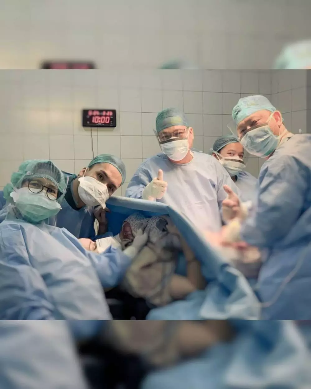 istri randy pangalila melahirkan © Instagram