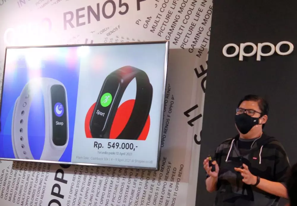 Oppo Band © 2021 brilio.net