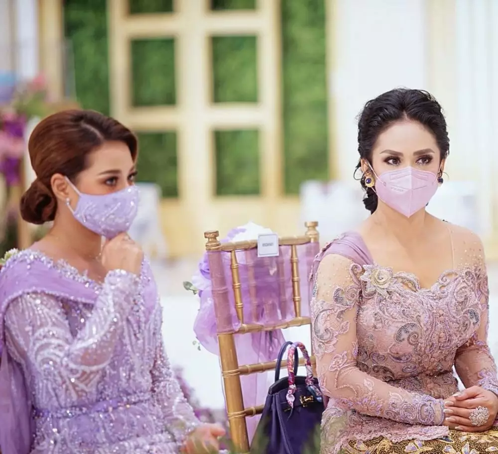 Aurel & Krisdayanti saat lamaran dan pengajian © 2021 brilio.net