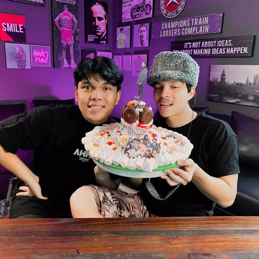 kebersamaan Atta dan Thariq Halilintar © 2021 brilio.net kebersamaan Atta dan Thariq Halilintar © 2021 brilio.net