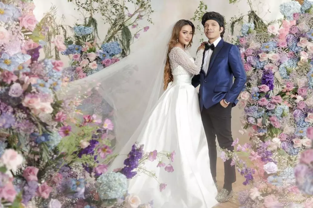 Atta Aurel prewedding 7 busana © 2021 brilio.net