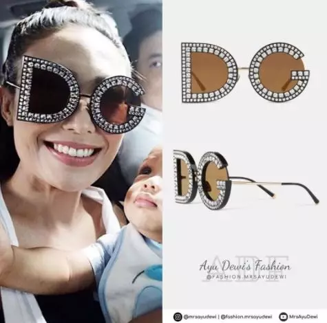 kacamata Ayu Dewi © Instagram kacamata Ayu Dewi © Instagram