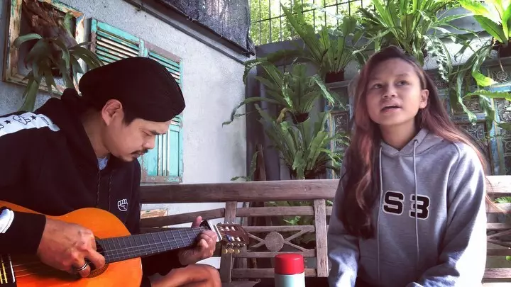 potret harmonis keluarga Bambang Pamungkas © 2021 brilio.net Instagram potret harmonis keluarga Bambang Pamungkas © 2021 brilio.net Instagram