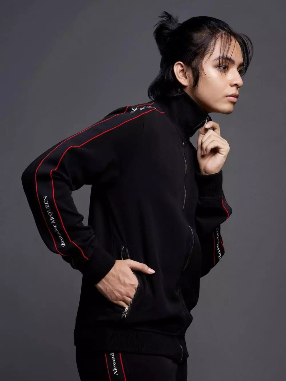 Angga Yunanda mirip tokoh Eren Yeager  © 2021 brilio.net Angga Yunanda mirip tokoh Eren Yeager  © 2021 brilio.net