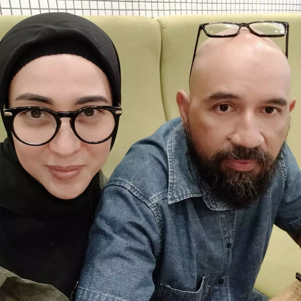 ratu sinetron era 90-an dan pasangan Instagram