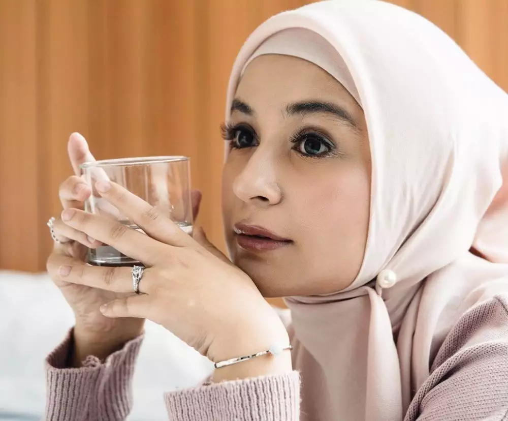 Shireen sungkar bermakeup tebal © 2021 brilio.net