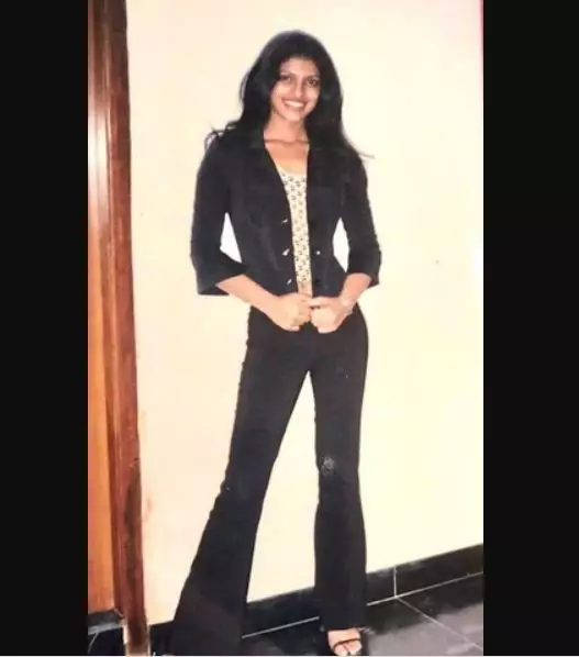 foto Priyanka Chopra sebelum operasi hidung © 2021 brilio.net Instagram foto Priyanka Chopra sebelum operasi hidung © 2021 brilio.net Instagram