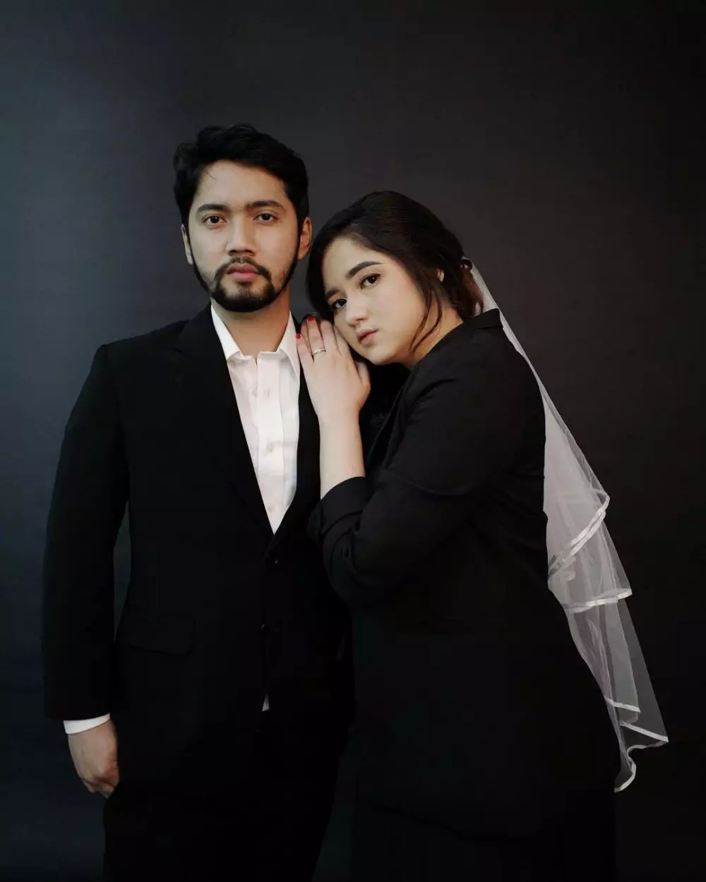 cewek viral profil FB © Instagram