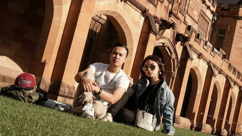 potret kenangan Thalita Latief dan suami Instagram potret kenangan Thalita Latief dan suami Instagram