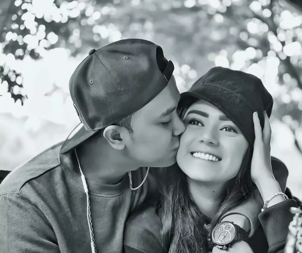 potret kenangan Thalita Latief dan suami Instagram potret kenangan Thalita Latief dan suami Instagram