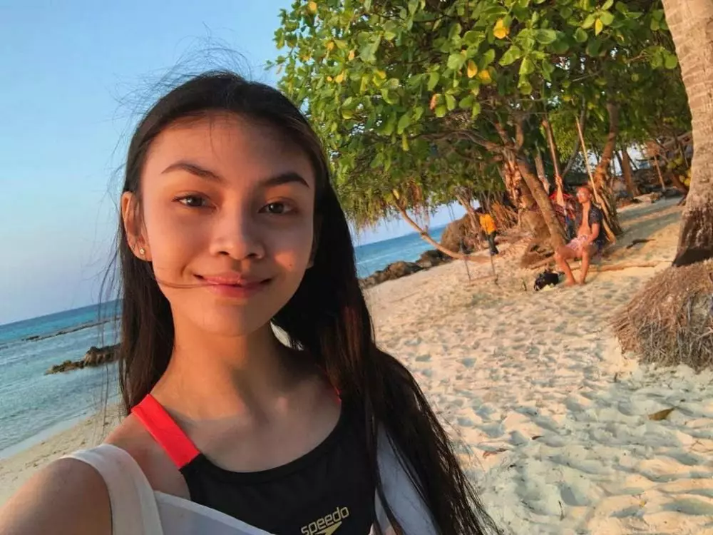 cantik anak pesinetron tak ikuti © Instagram