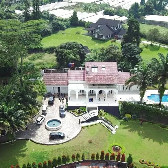 vila bridal family trip Aurel © berbagai sumber