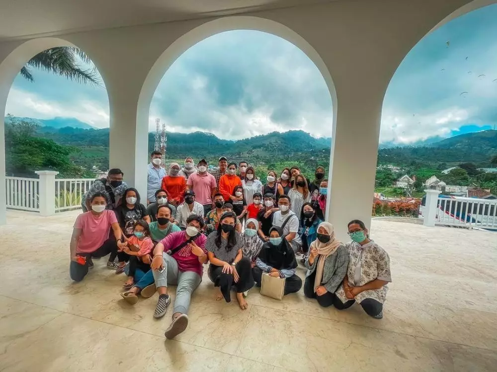 vila bridal family trip Aurel © berbagai sumber