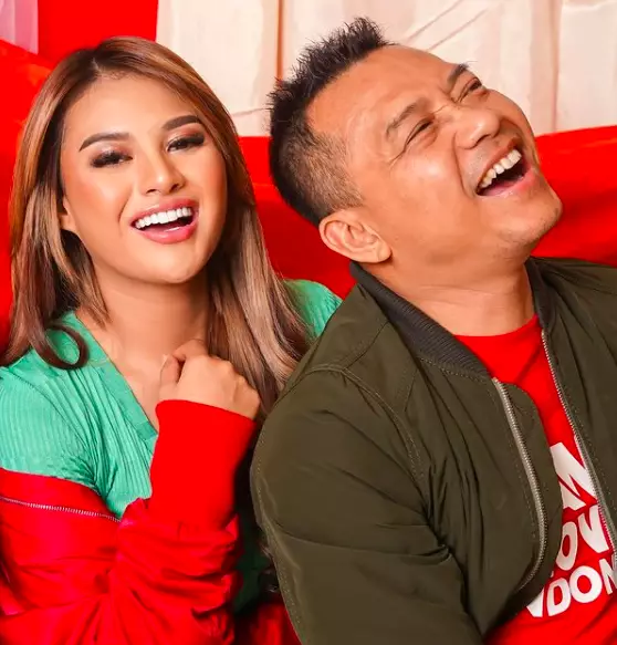 kebersamaan anang dan aurel sedari kecil © berbagai sumber kebersamaan anang dan aurel sedari kecil © berbagai sumber