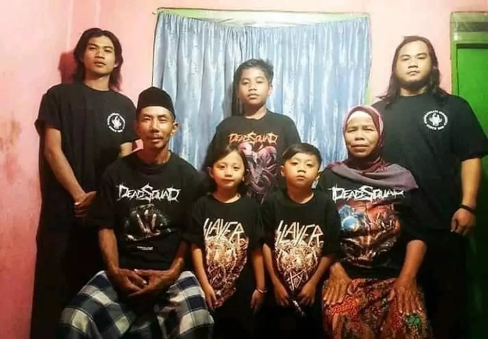 foto rame rame nyeleneh © Berbagai Sumber