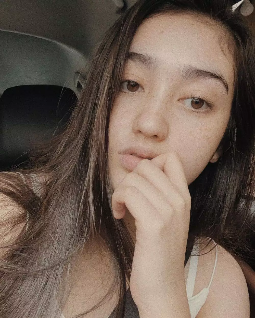 potret pesinetron punya alis tebal © Instagram potret pesinetron punya alis tebal © Instagram