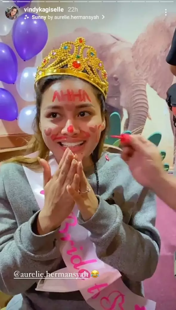 bridal shower Aurel dari keluarga © berbagai sumber bridal shower Aurel dari keluarga © berbagai sumber