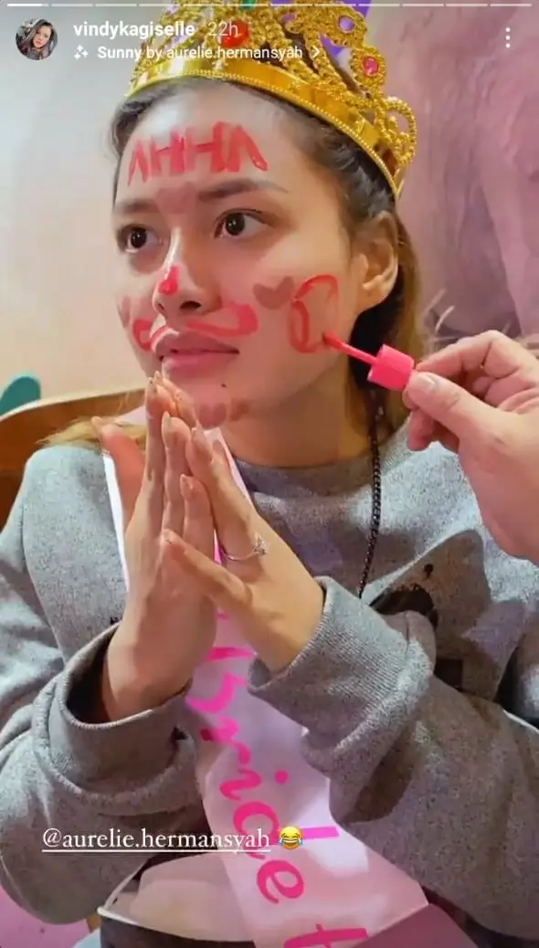 bridal shower Aurel dari keluarga © berbagai sumber bridal shower Aurel dari keluarga © berbagai sumber