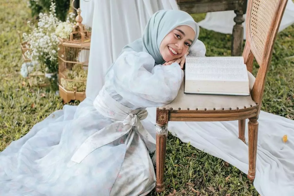 Kebiasaan Lesty saat kecil © Instagram